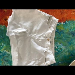 JENNIFER Lopez boyfriend shorts